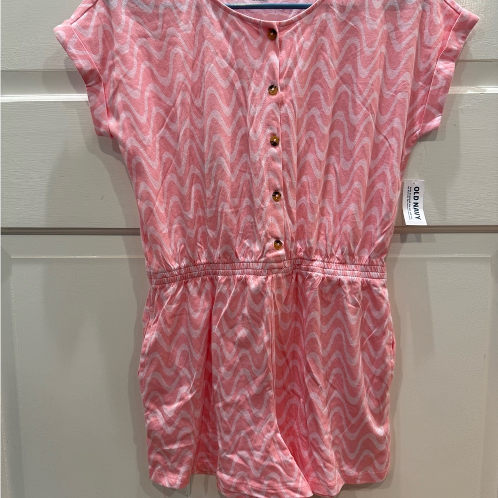 Old Navy Pink and White Chevron Romper size 14-16